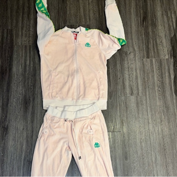 KAPPA Womens Pink and green velour sweatsuit - Picture 1 of 7